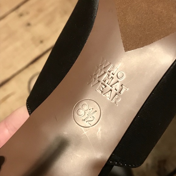 Black pointed heeled mules - Picture 5 of 8